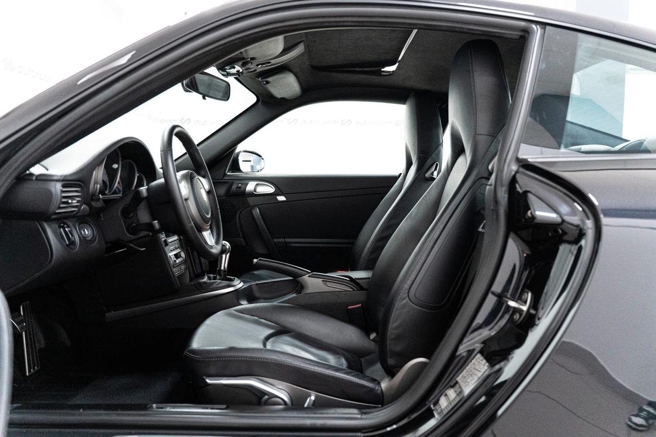 Porsche 911 Carrera 4S Coupé