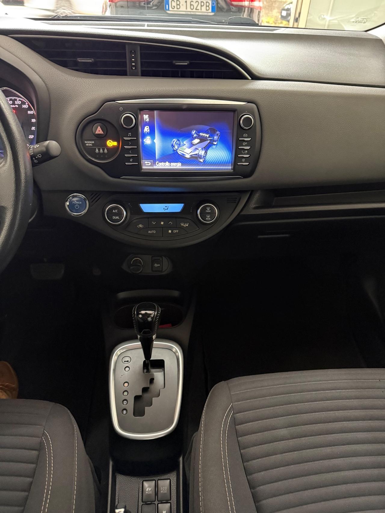 Toyota Yaris 1.5 Hybrid 5 porte Cool