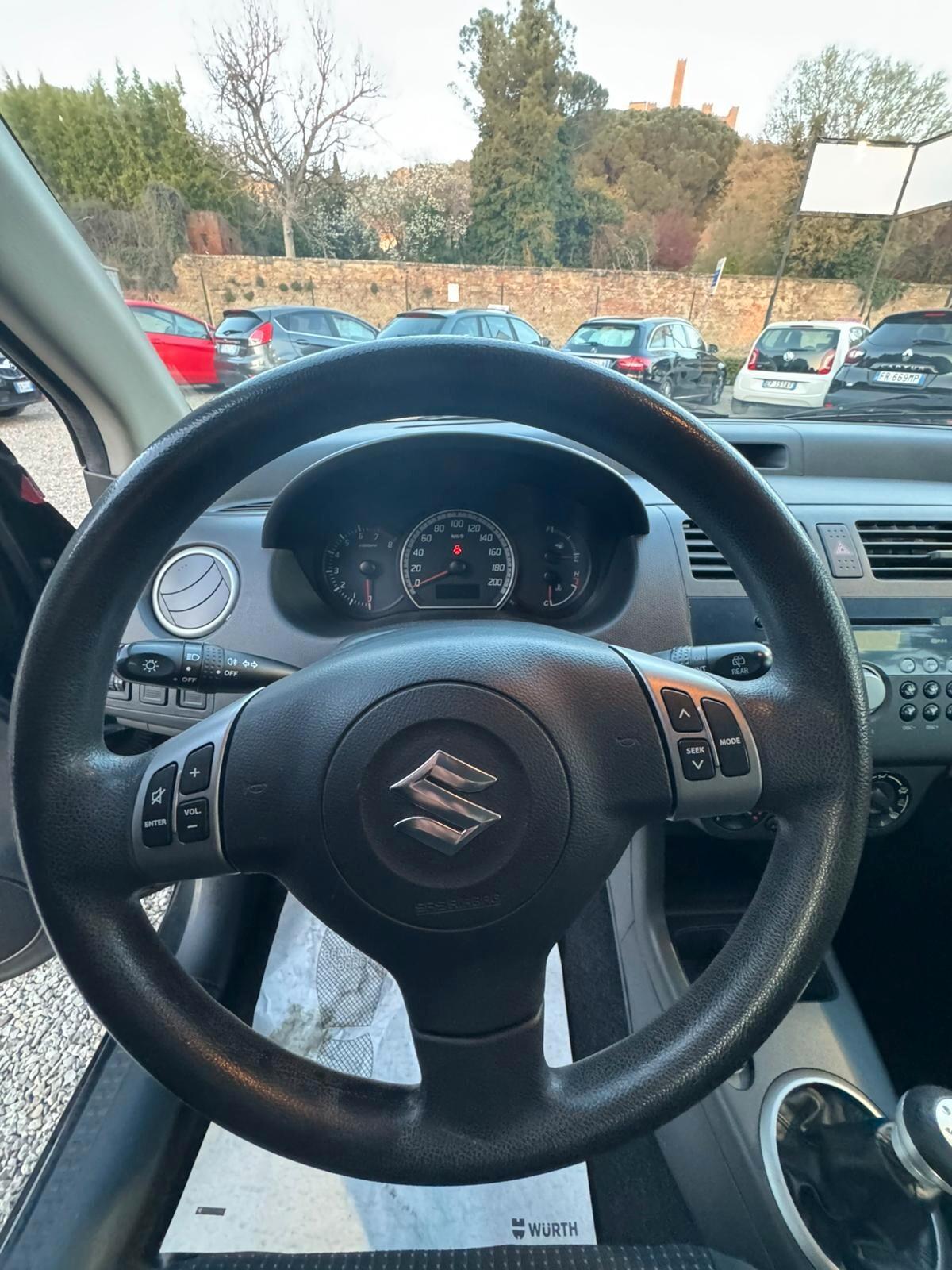 Suzuki Swift 1.3 5p. GLX TENUTA BENISSIMO!