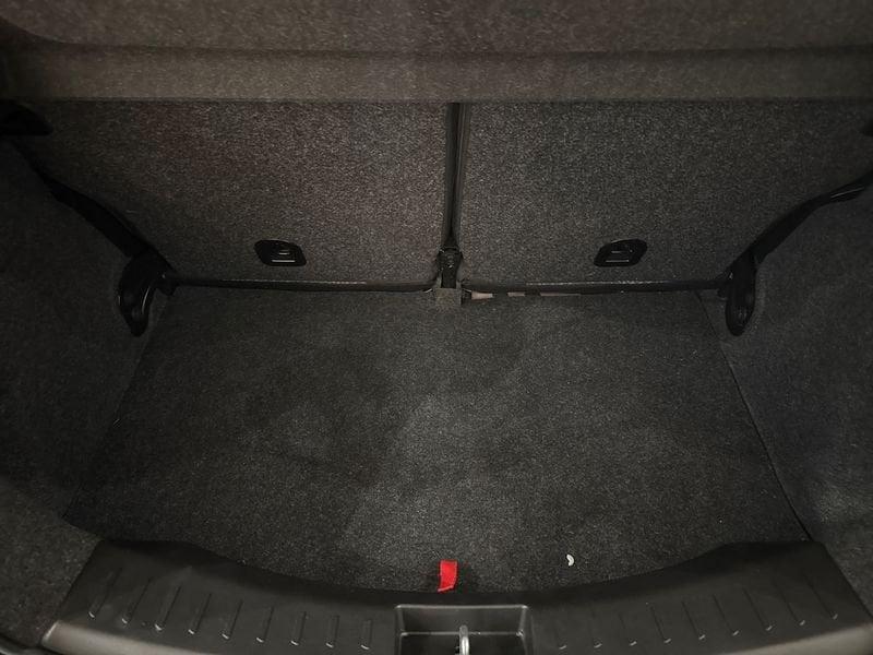 Lancia Ypsilon 1.0 firefly hybrid Silver Plus s&s 70cv