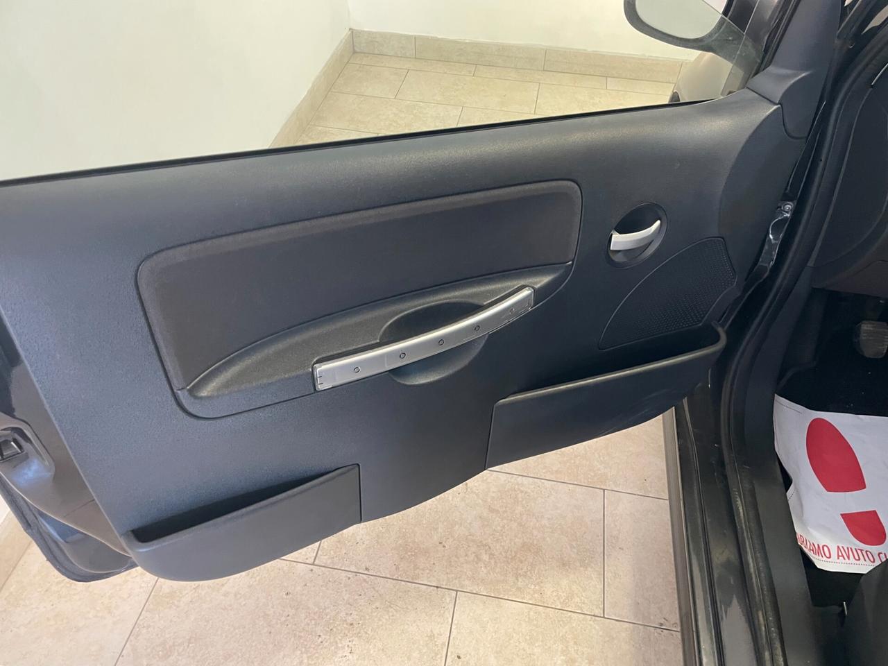 Citroen C2 1.1 121.00KM , Elegance CLIMA, SERVT, TAGLIANDATA NEOPATENTATI