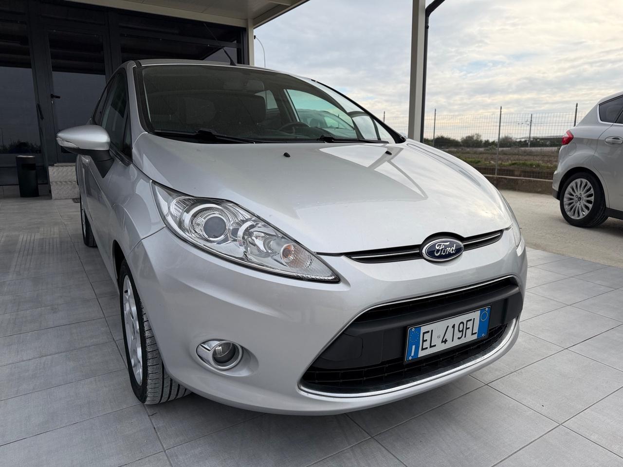 Ford Fiesta 1.4 TDCi 70CV 5 porte Titanium