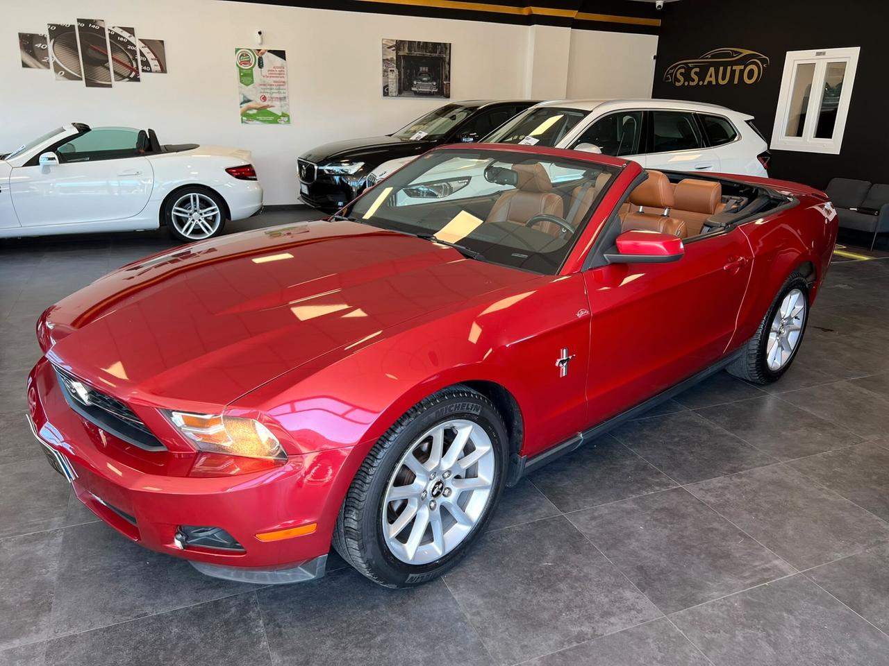 Ford Mustang V6 4.0 CONVERTIBLE