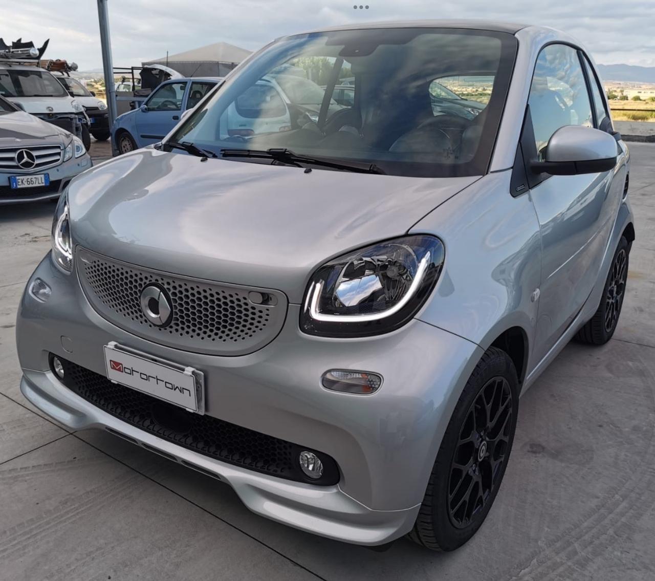 Smart ForTwo ( 3” serie 453 ) SuperPassion 71 cv Twinamic