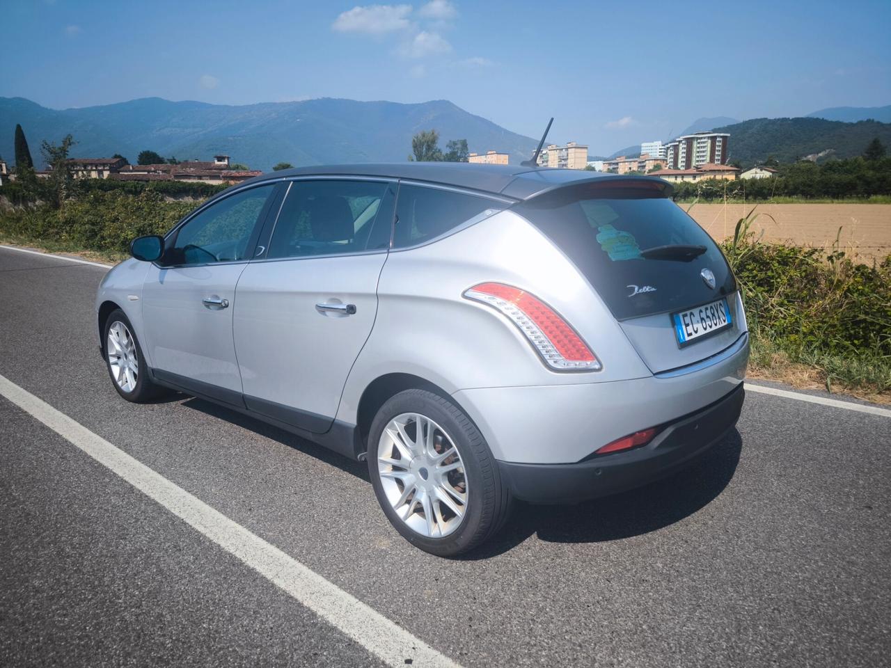 LANCIA DELTA 1,6 MJT-CAMBIO AUTOMATICO-OK NEOPATENTATI