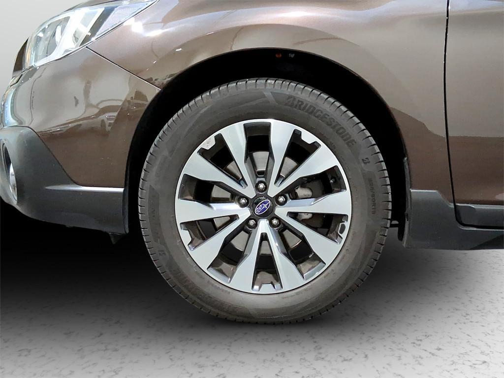 Subaru Outback 2.0d Unlimited lineartronic my16