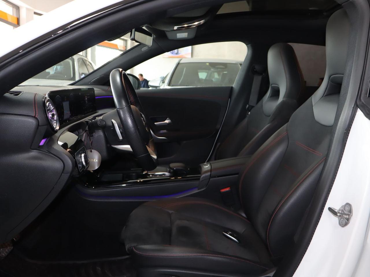 Mercedes-Benz CLA 200 AMG Line Premium Plus #9448