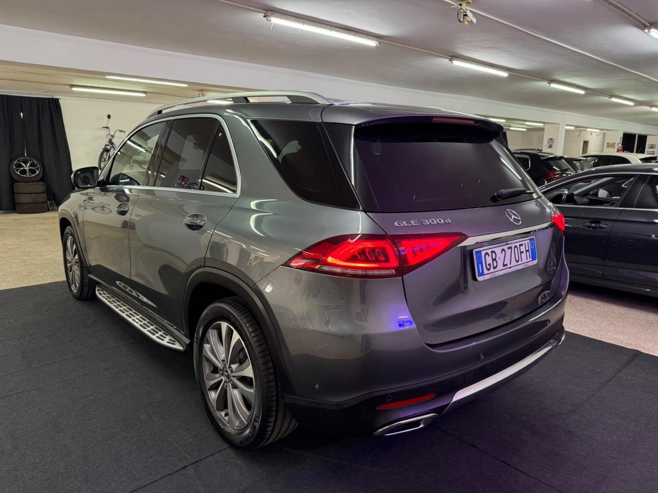 MERCEDES GLE 300d 2020 4MATIC Sport 7 posti