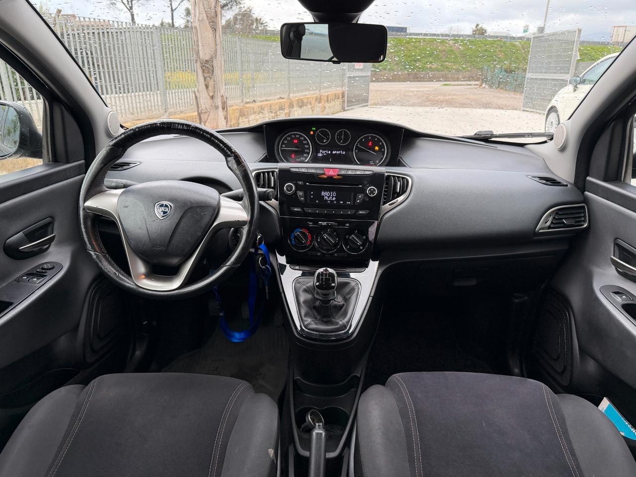 LANCIA YPSILON ANNO 2014 1.2 BENZINA/GPL 69 CV