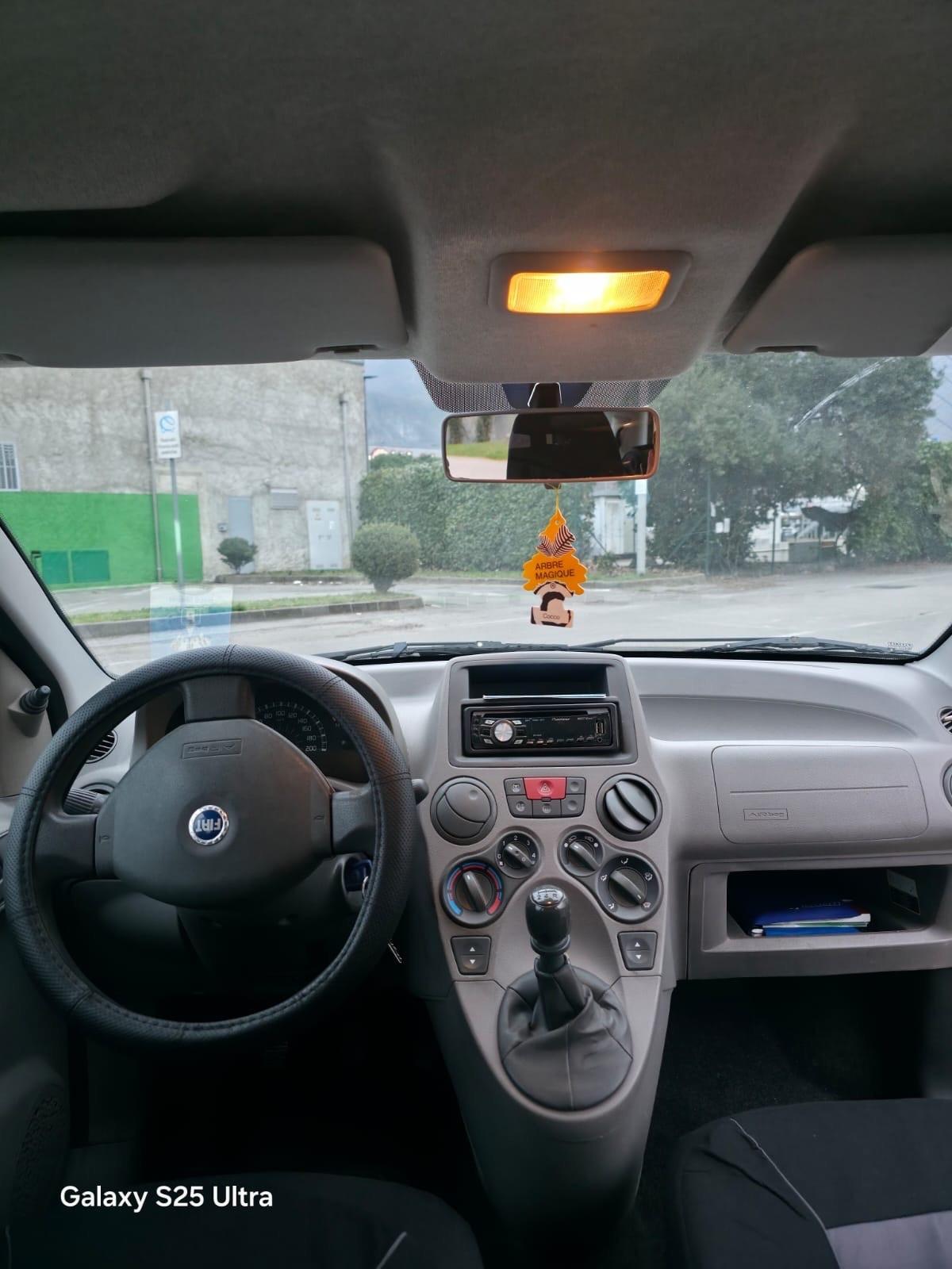 Fiat Panda 1.2 Dynamic benzina - ok neopatentati