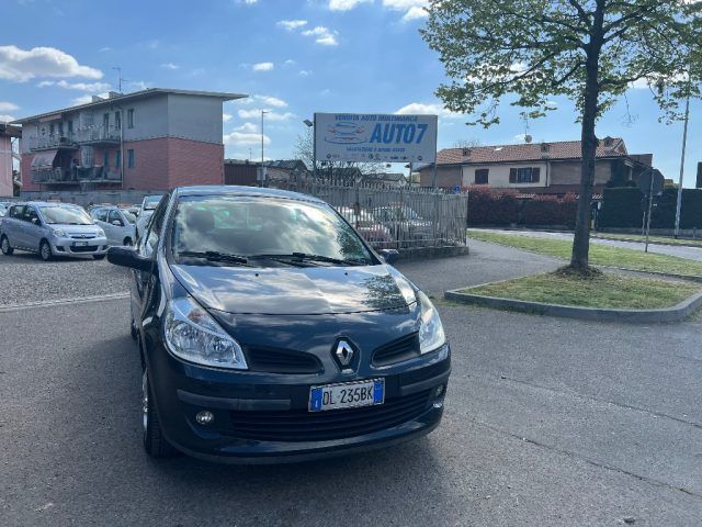 RENAULT Clio 1.2 16V 3 porte Confort