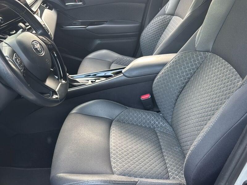 Toyota C-HR 2.0H (184CV) E-CVT Lounge