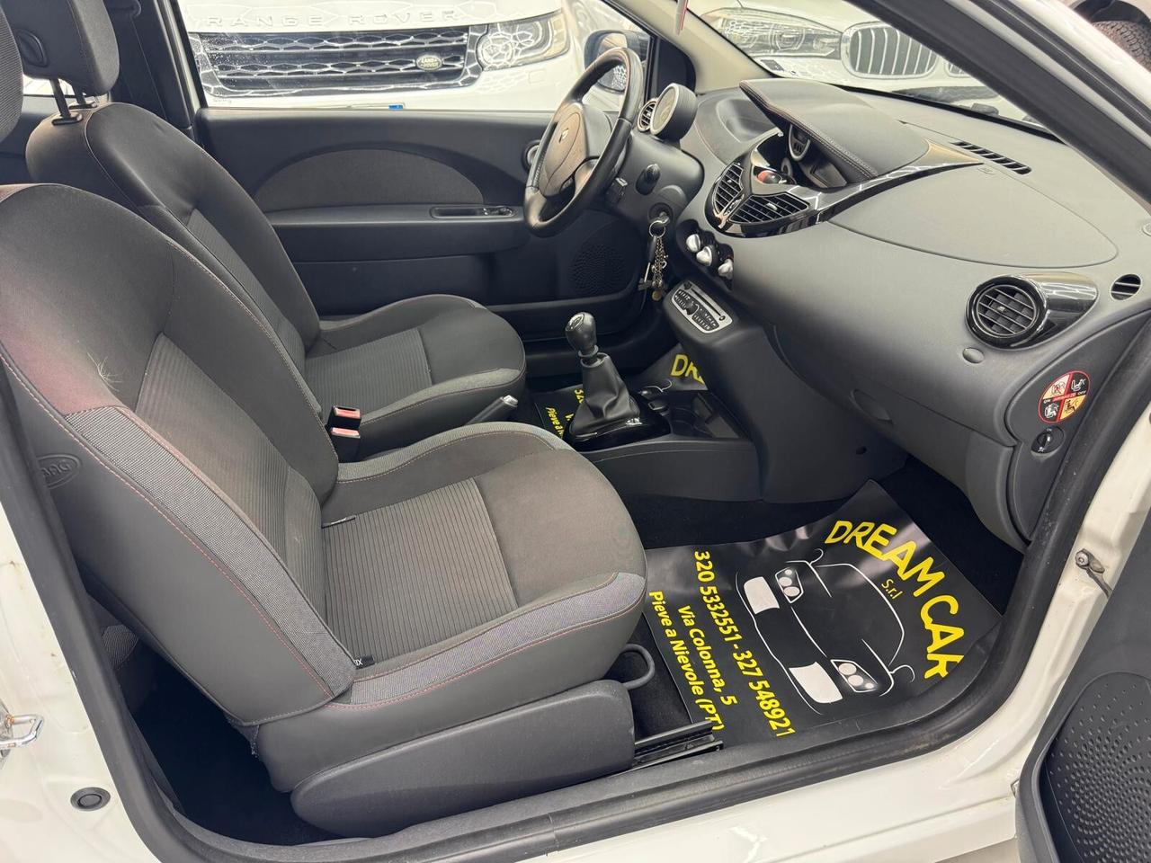 Renault Twingo 1.2 75CV 5p. Benzina -OK Neopatentati