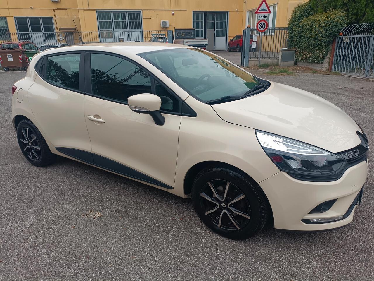 Renault Clio 1.2 Benzina 5 porte 2018