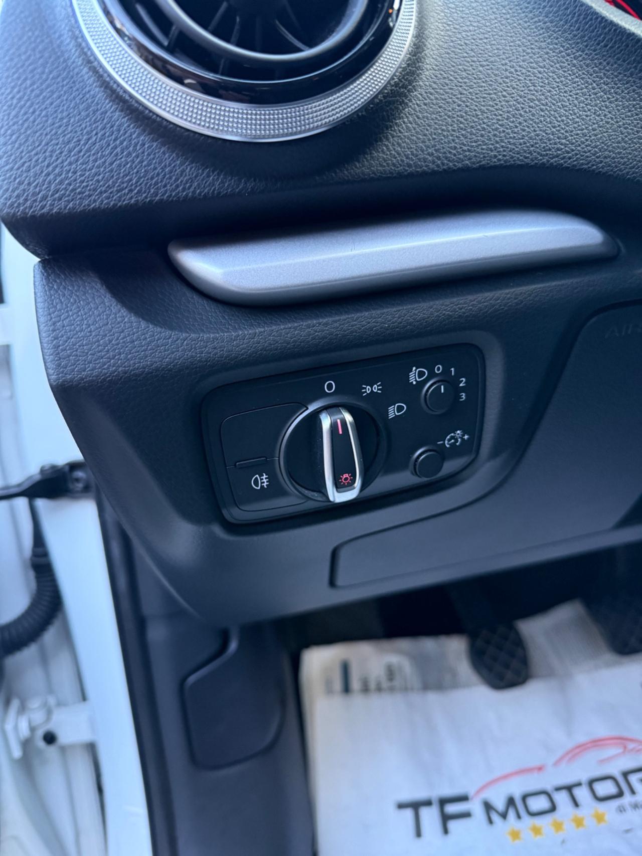 Audi A3 Sportback 1.6 TDI 105cv - 2014