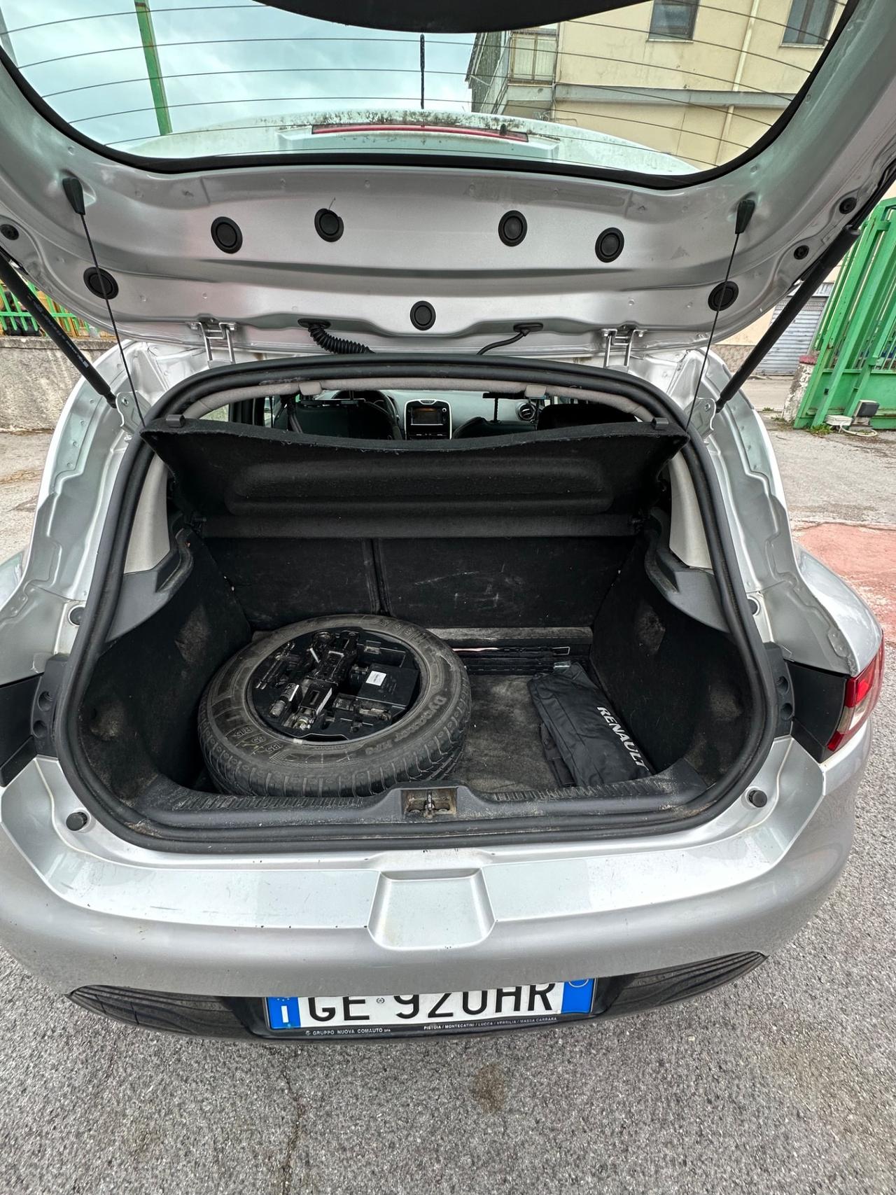 Renault Clio 1.2 16V 5 porte GPL Yahoo!