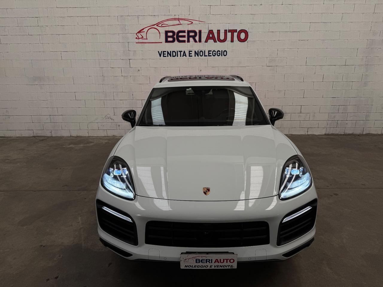 Porsche Cayenne 3.0 V6 E-Hybrid Platinum Edition