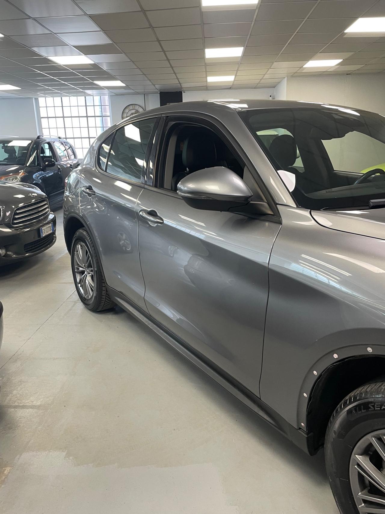 Alfa Romeo Stelvio 2.2 Turbodiesel 180 CV AT8 RWD Executive