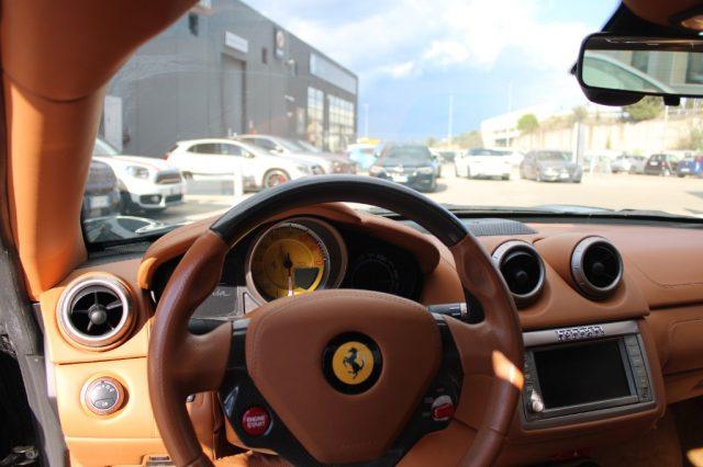 FERRARI California DCT