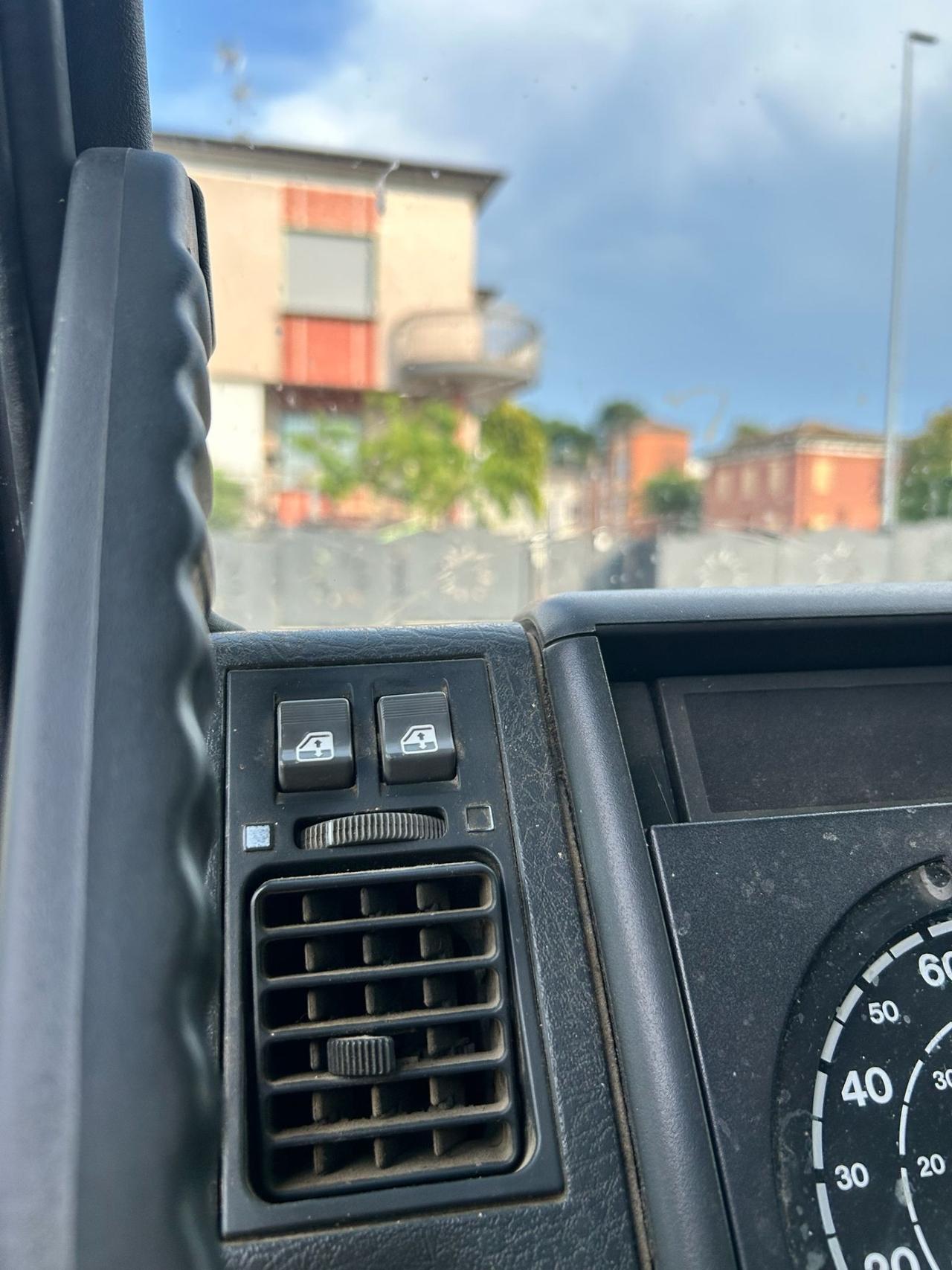 IVECO EUROCARGO 8018 CISTERNA LATTE 50Q