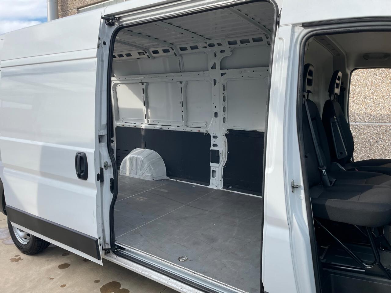 Fiat Ducato 35Q 2.2 Mjt 140CV LH2