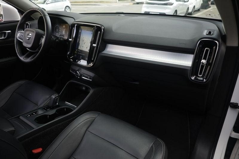 Volvo XC40 Volvo XC40 2.0 D3 AWD Geartronic Momentum 110KW ANNO 2020