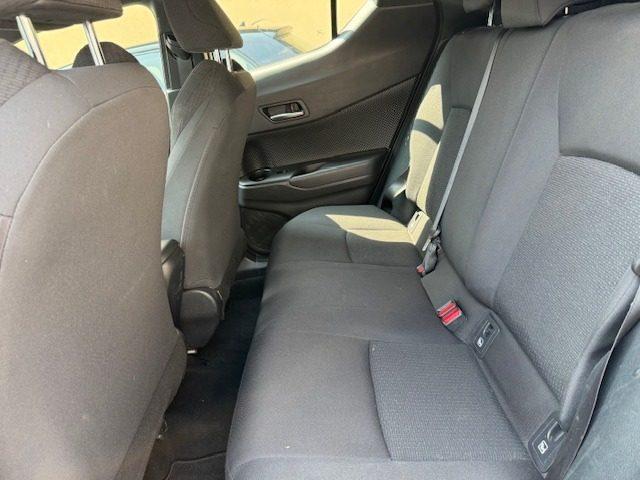 TOYOTA C-HR 1.8 Hybrid E-CVT Business