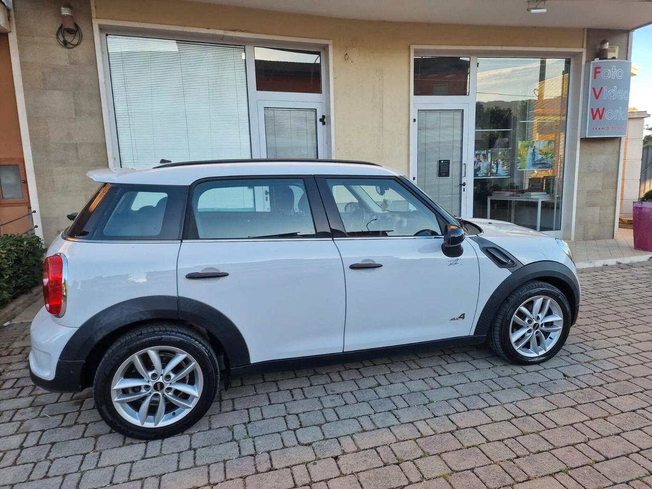 Mini Cooper SD Countryman 2.0 ALL4
