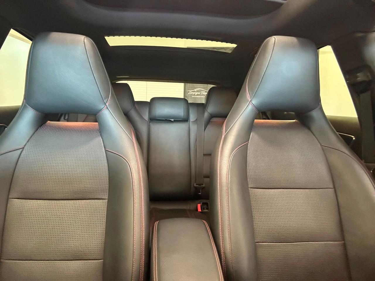 Mercedes GLA 200 CDI 136CV Premium TETTO 2015