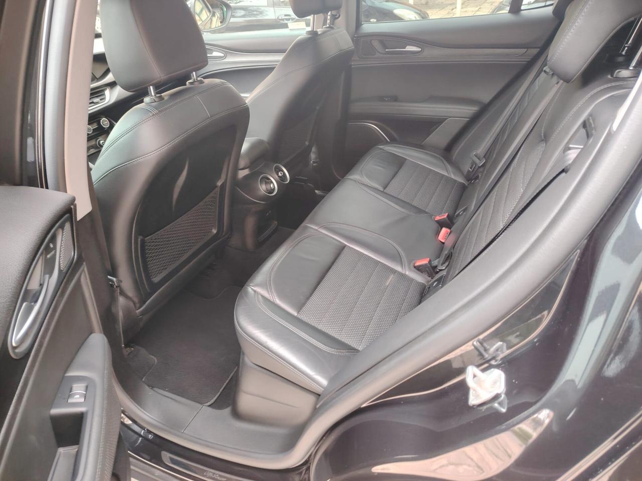 Alfa Romeo Stelvio 2.2 Turbodiesel 180 CV AT8 RWD Executive