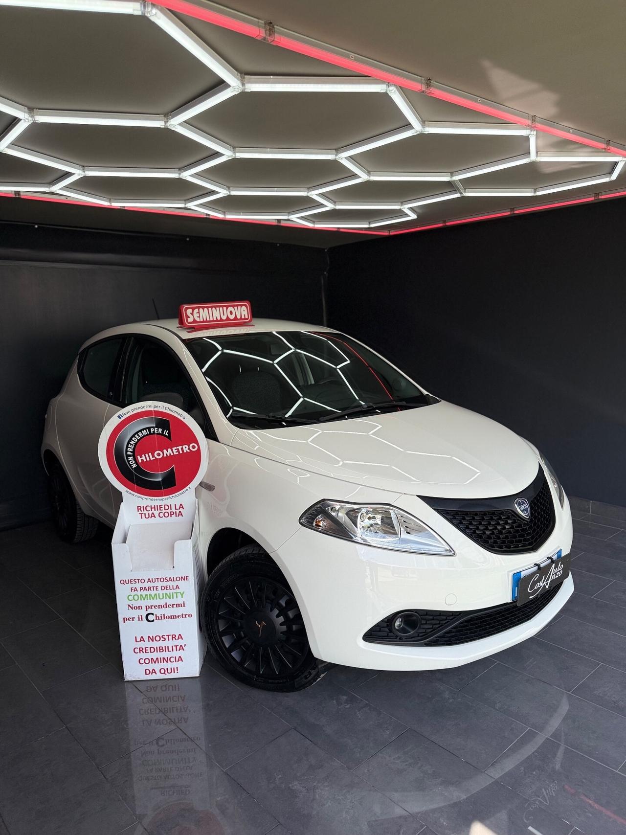 Lancia Ypsilon 0.9 TwinAir Gold 12/2020