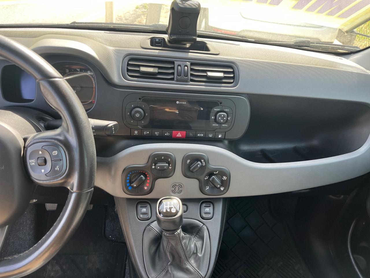 Fiat Panda 0.9 TwinAir Turbo Natural Power Lounge .