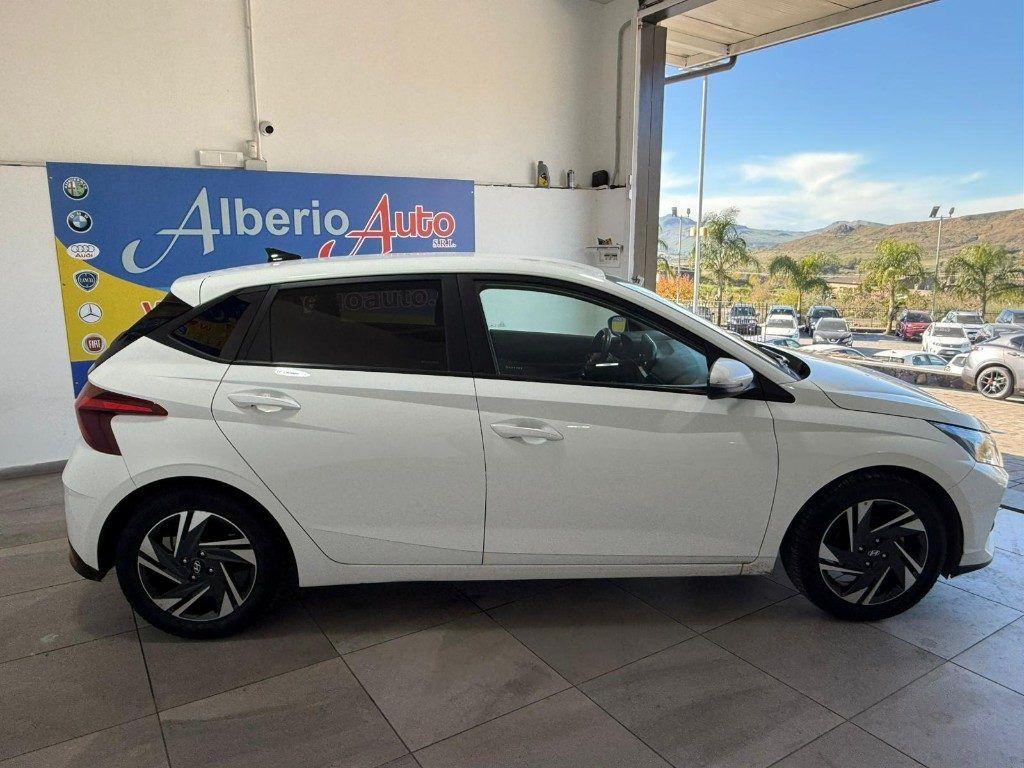 Hyundai i20 1.2 MPI MT GPL Connectline