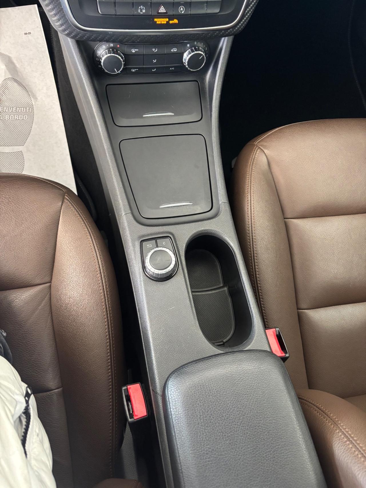 Mercedes-benz GLA 180 CDI Premium
