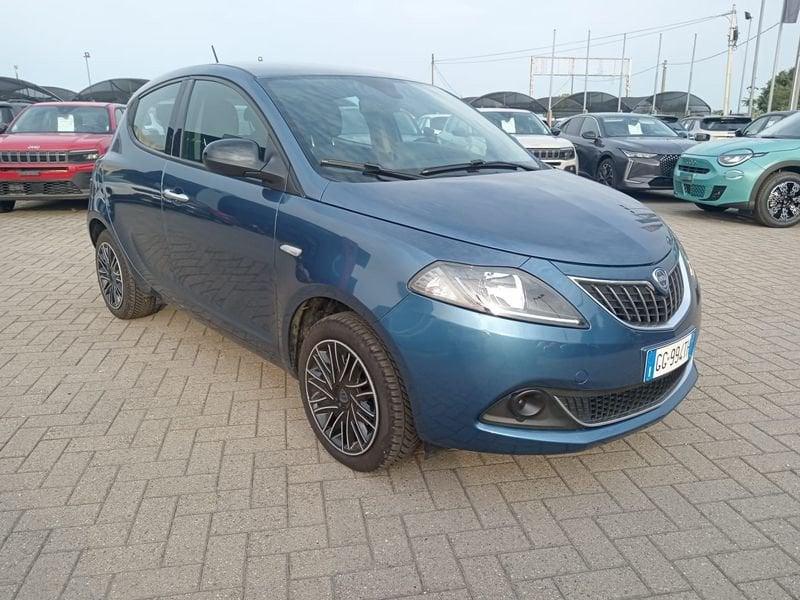 Lancia Ypsilon 1.0 FireFly 70cv S&S Hybrid SILVER