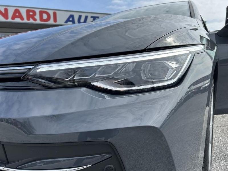 Volkswagen Golf 2.0 TDI 150cv DSG Style PARI AL NUOVO!!