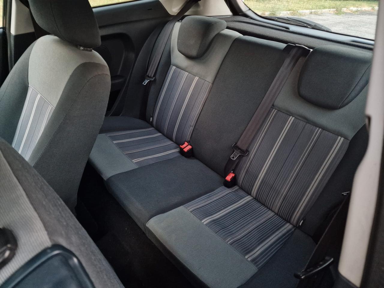 Ford Fiesta 1.4 TDCi 70CV 3 porte Titanium