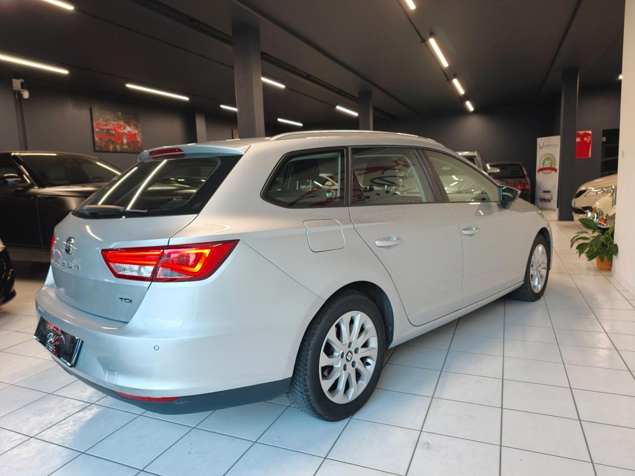 Seat Leon 1.6 TDI 105 CV DSG ST Start/Stop Business HIGH