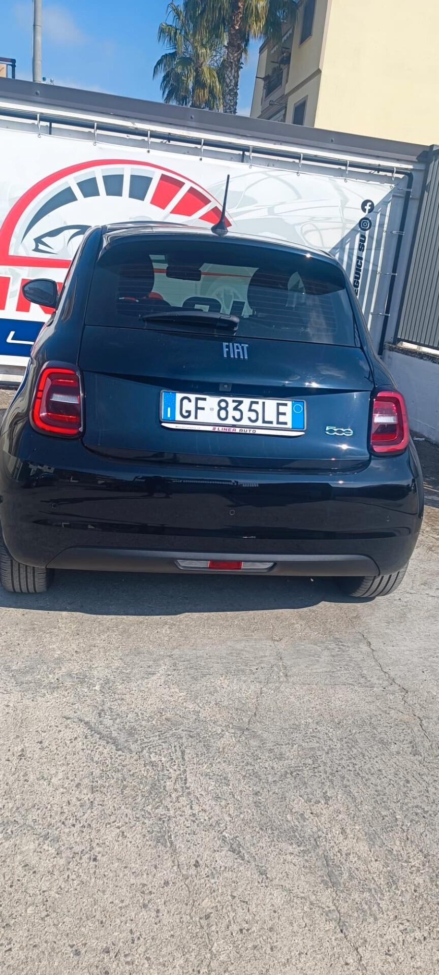 Fiat 500 Icon Berlina 42 kWh