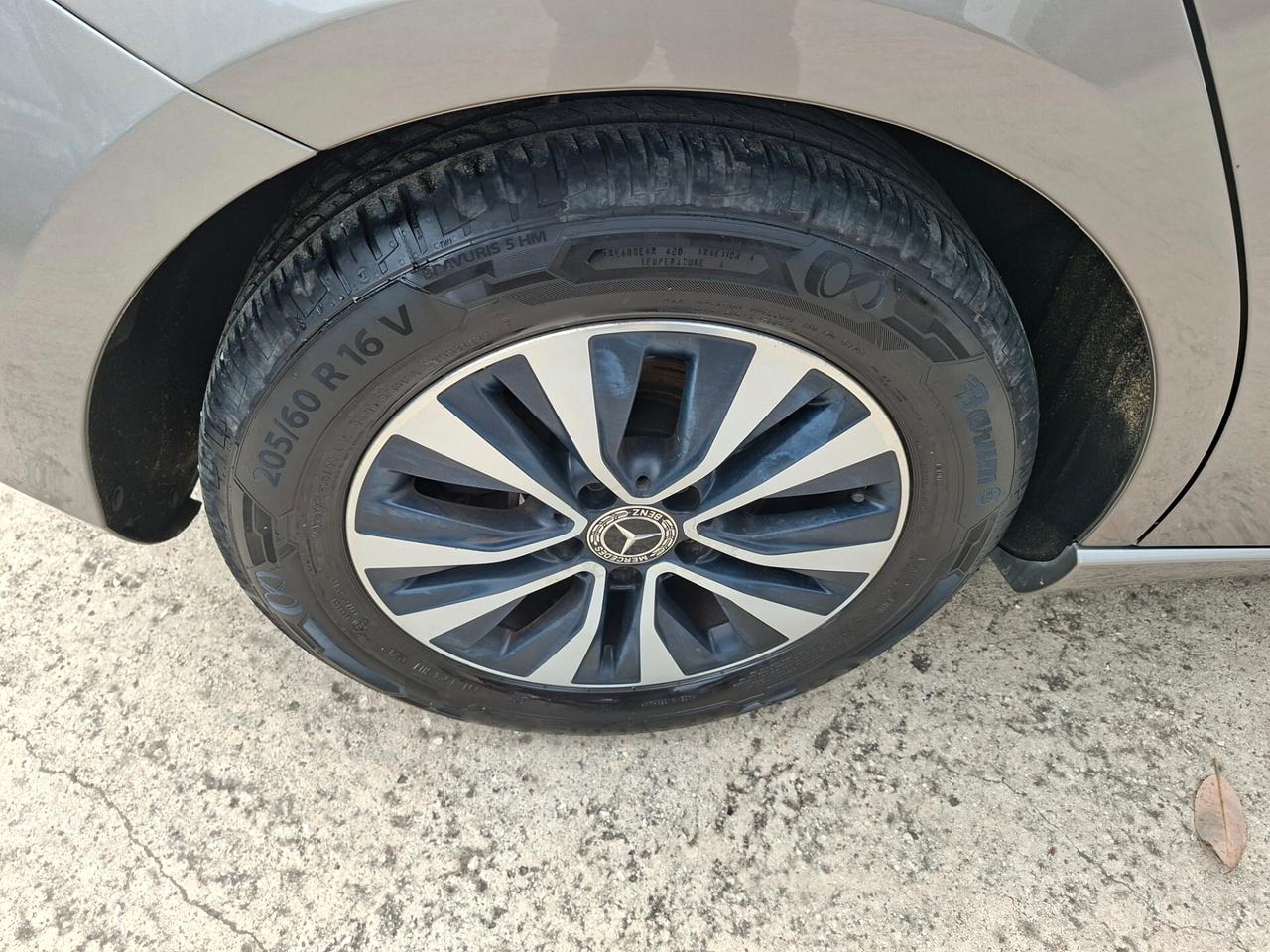 Mercedes-benz A 180 d Business