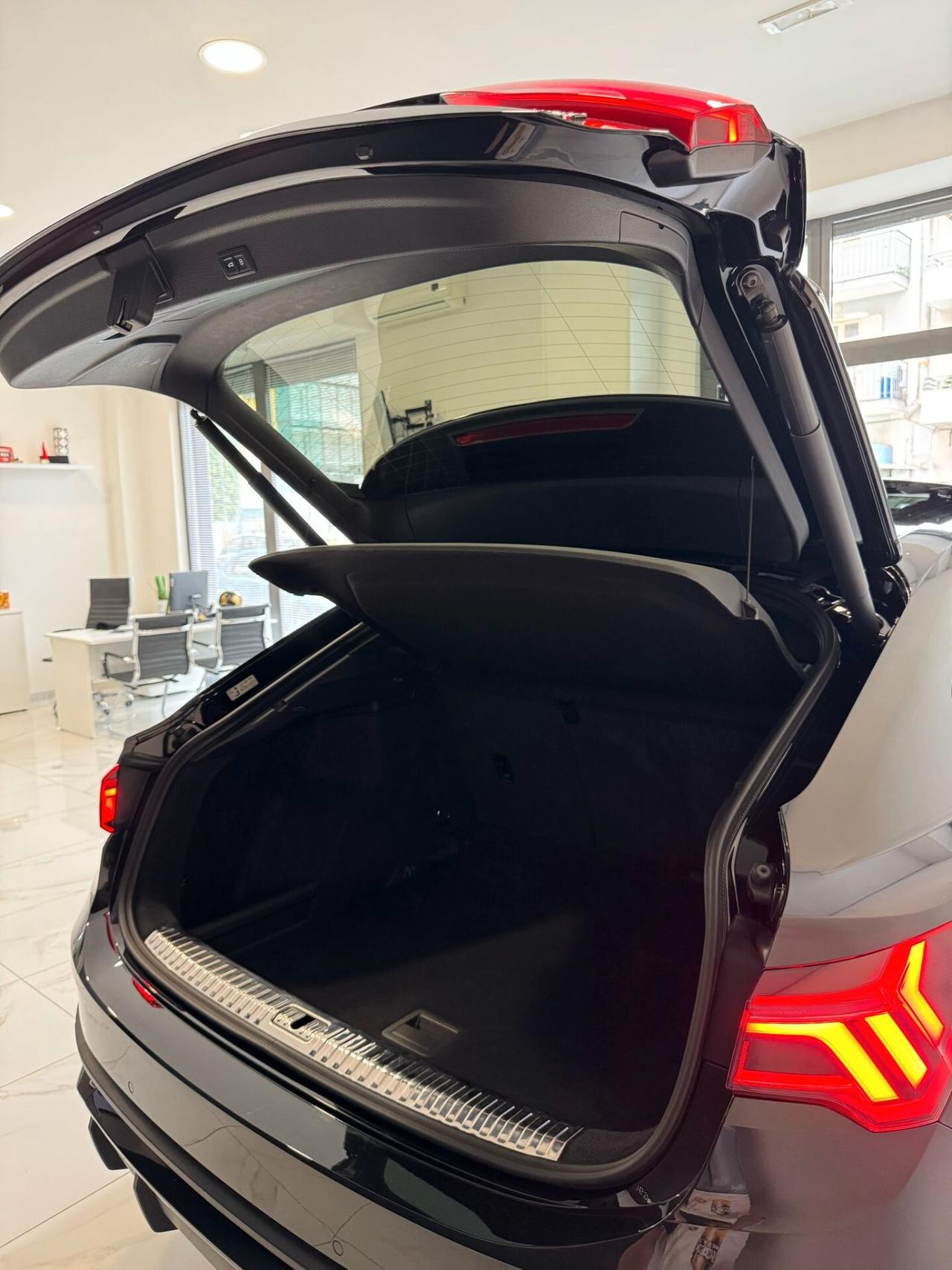 Audi Q3 SPB 40 TDI quattro S tronic S line edition