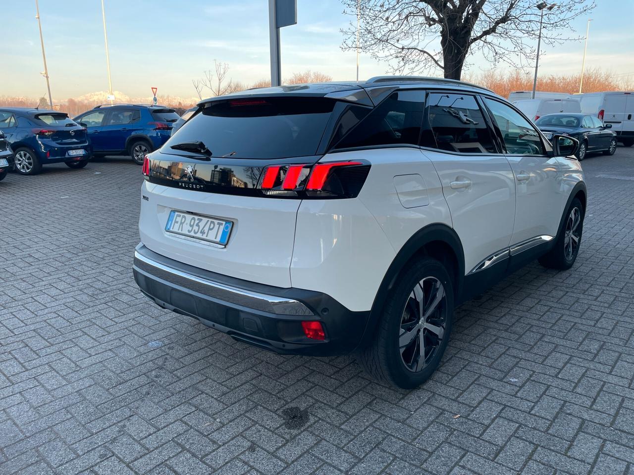 Peugeot 3008 BlueHDi 130 EAT8 Allure