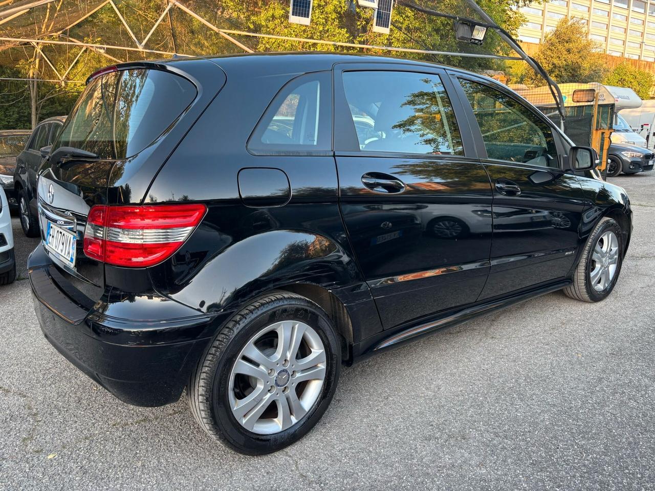 Mercedes-benz B 180 BlueEFFICIENCY OK Neopatentati