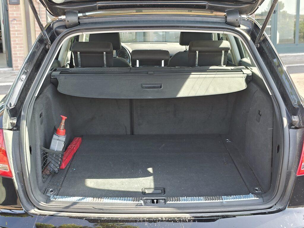 Audi A4 III 2004 Avant A4 Avant 2.0 TDI 140cv