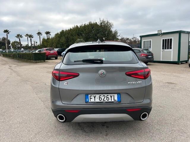 Alfa Romeo Stelvio 2.2 Turbodiesel 190 CV AT8 Q4 Super