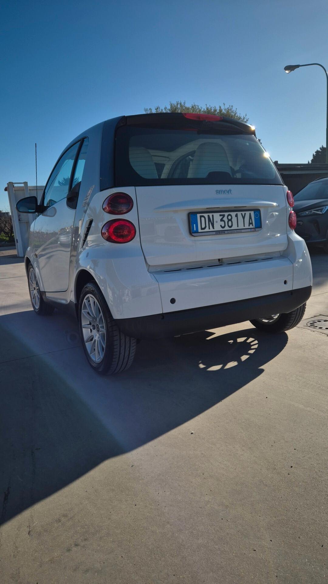 Smart ForTwo 1000 52 kW coupé passion