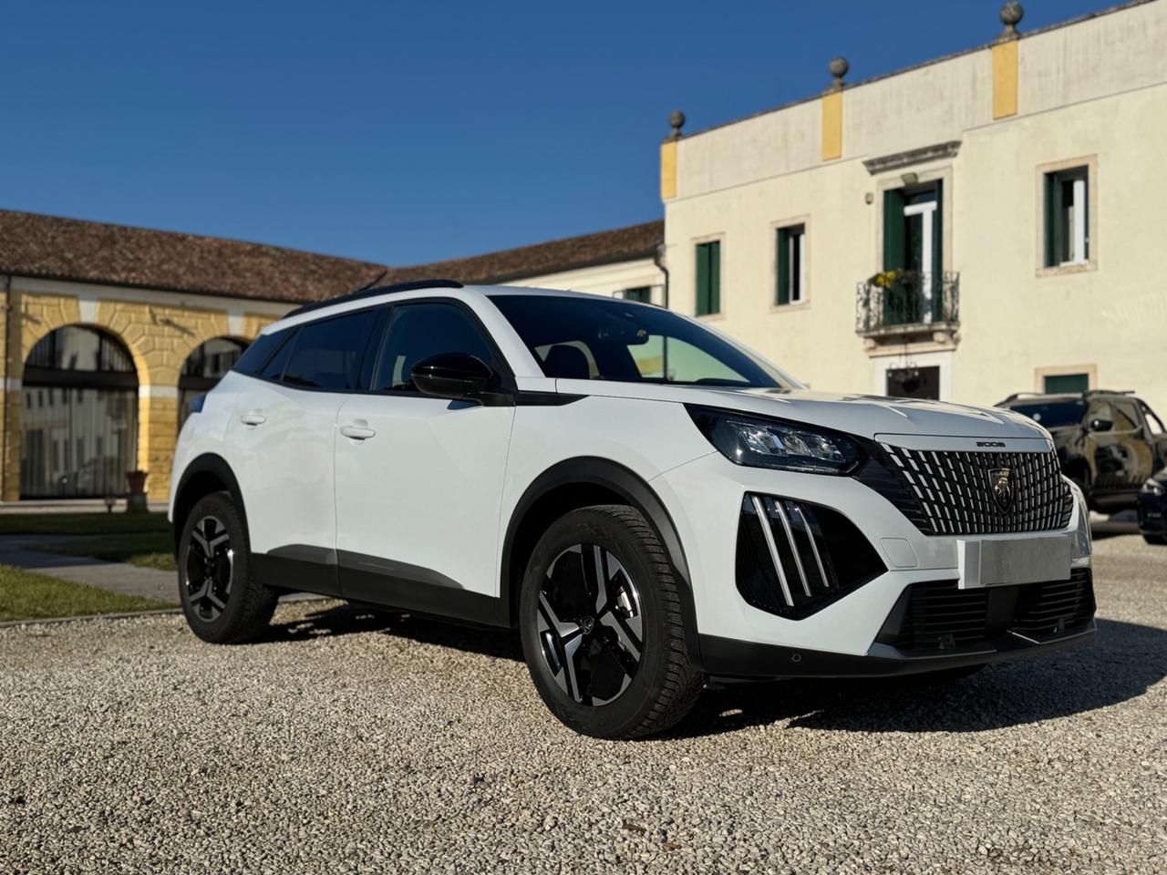 Peugeot 2008 BlueHDi 130 S&S EAT8 Allure Pack