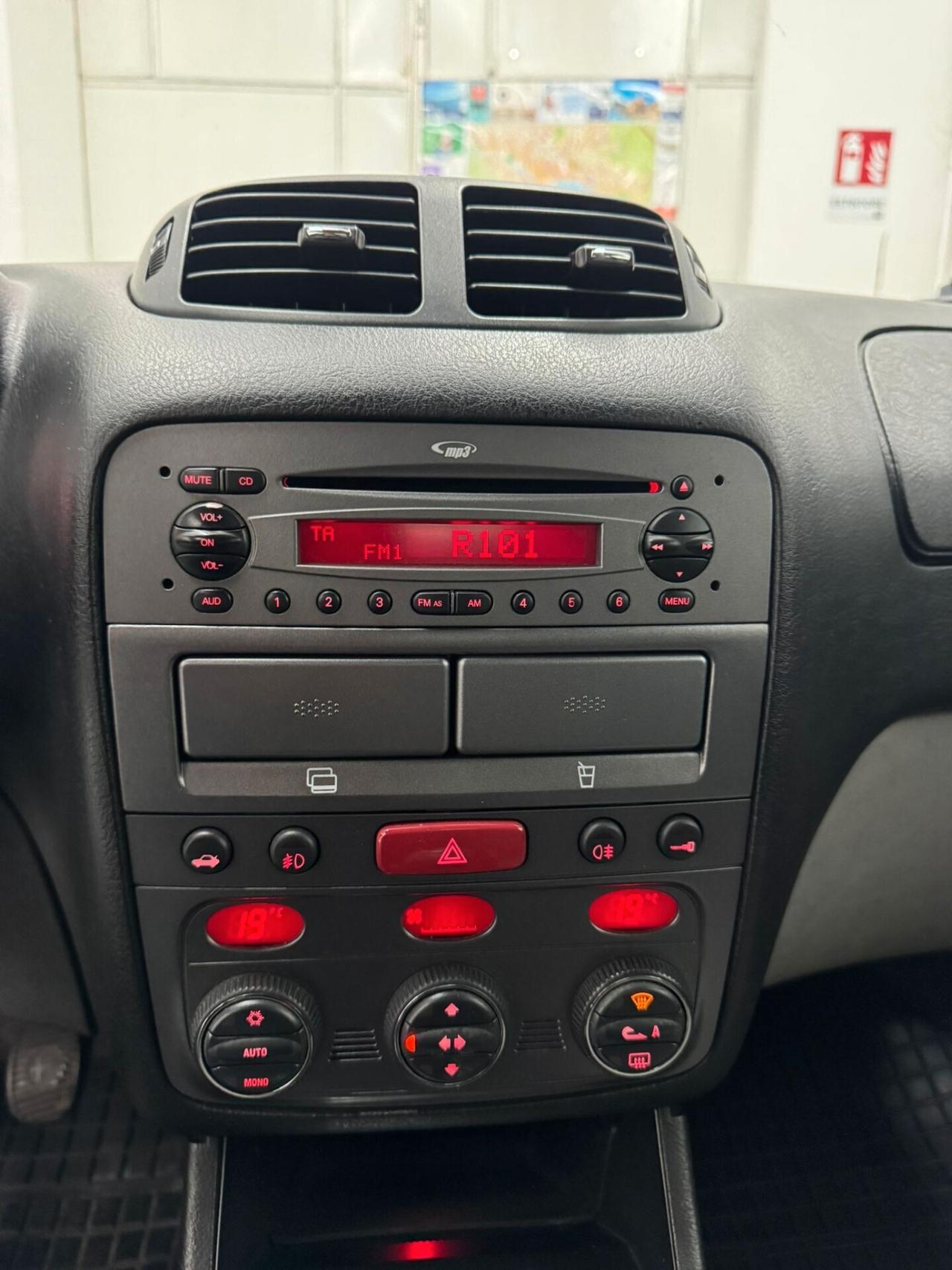 Alfa Romeo 147 1.9 JTD (120) 5 porte Exlusive