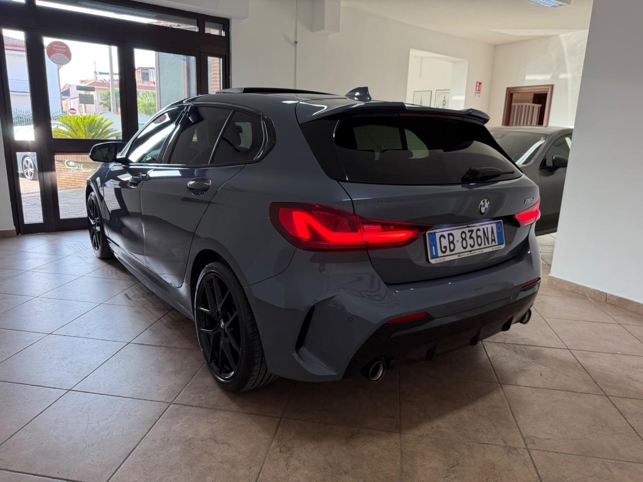 Bmw 118 118d 5p. Msport TETTO APRIBILE AUTO