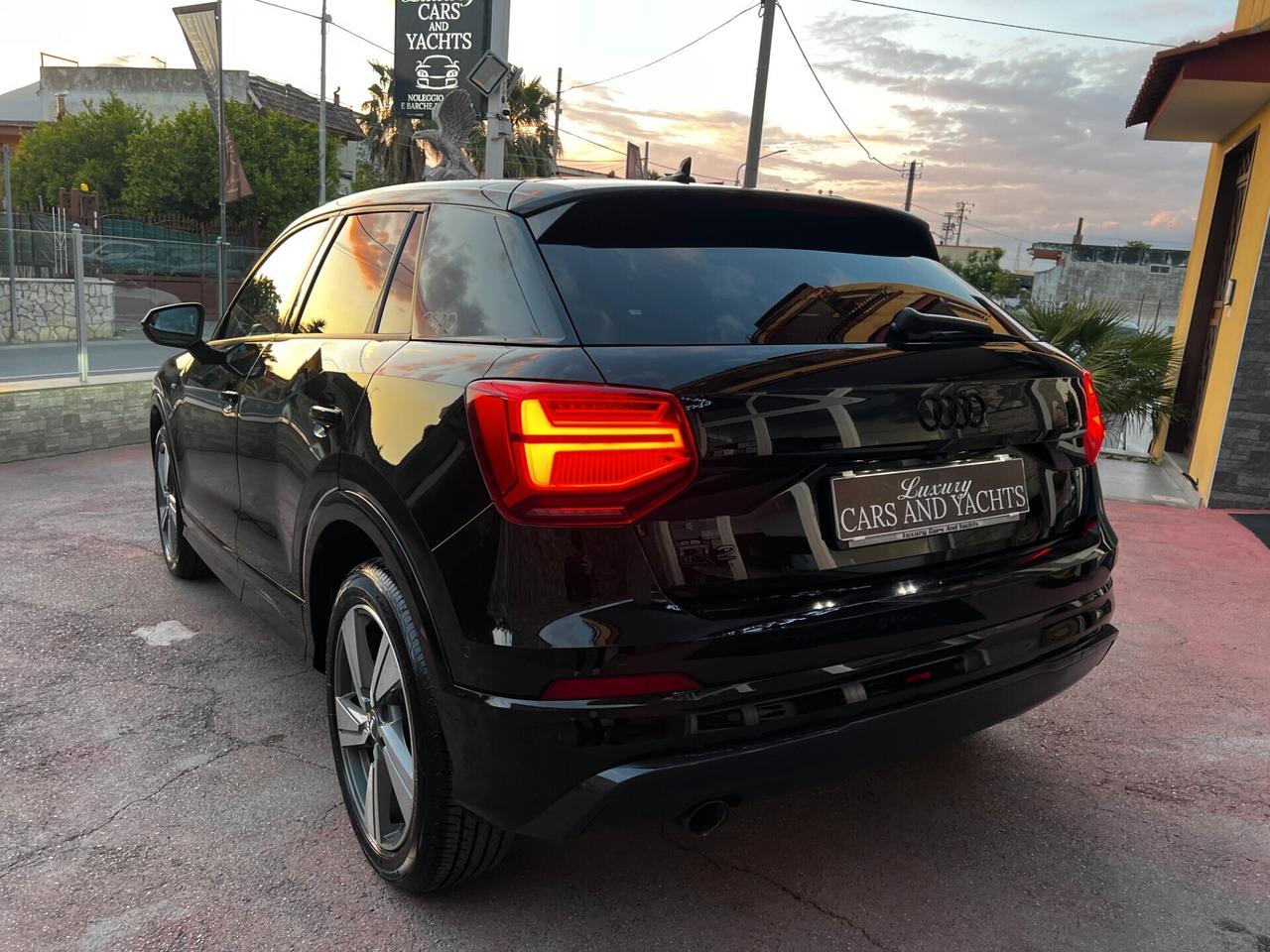 Audi Q2 30 TDI 2 X S LINE-TOTAL BLACK- 2019-FULL